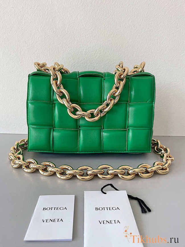 Bottega Veneta The Chain Cassette Green Gold 26x18x8cm - 1