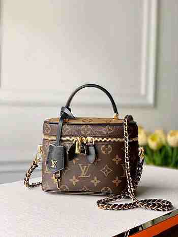 Louis Vuitton Vanity Pm Monogram Bag 19 x 13 x 11 cm