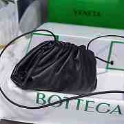 Bottega Veneta Mini Pouch Black 22x13x5cm - 4