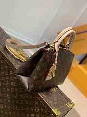 Louis Vuitton LV Petit Palais Monogram 29 x 18 x 12.5 cm - 5