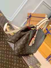 Louis Vuitton LV Grand Palais Monogram Empreinte 34 x 24 x 15 cm - 3