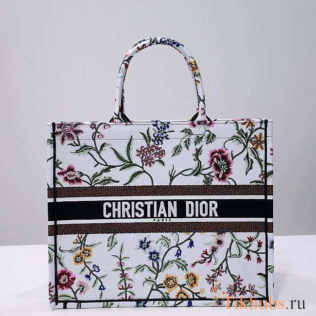 Dior Large Book Tote White Multicolor Petites Fleurs 42 x 35 x 18.5 cm - 1