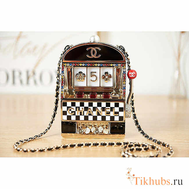 Chanel Slot Machine Minaudiere Bag 19x13x6.8cm - 1