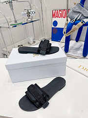 Dior (R)evolution Slide Black  - 6