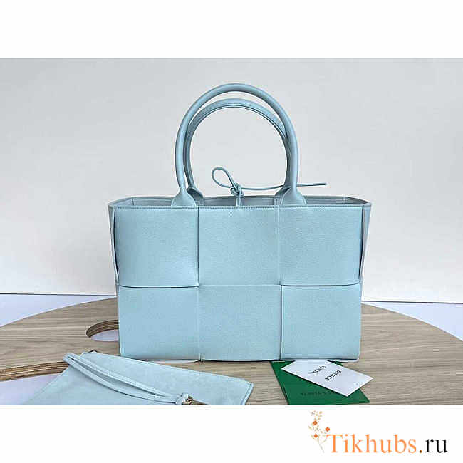 Bottega Veneta Small Arco Tote Bag Pale Blue 30x20x11.5cm - 1