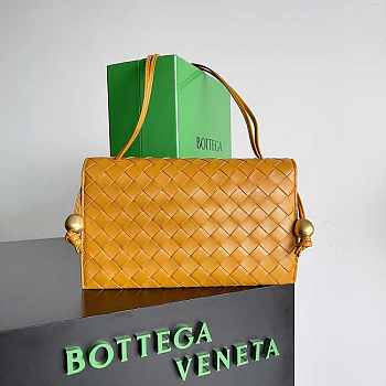 Bottega Veneta Trio Pouch On Strap Cob 25x14.5x5cm