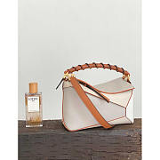 Loewe Puzzle Bag in Classic Calfskin Small White 24x14x11cm - 4