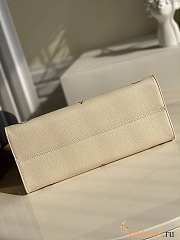 LV Onthego White 34x26x13cm - 6