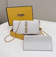 Fendi Fendigraphy Wallet On Chain White 21.5x14.5x11cm - 1