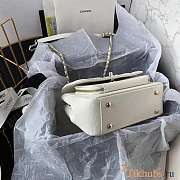 Chanel Business Affinity Bag Caviar White Gold 19x14x7cm - 4