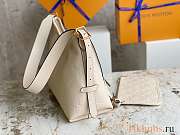 Louis Vuitton LV Carryall PM Cream 29x24x12cm - 5