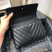 Chanel Coco Handle Chevron Black Cavier Black HW 23cm - 2