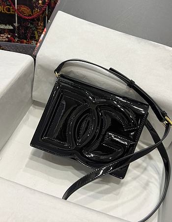 Dolce & Gabbana Patent leather DG Crossbody Bag Black 20x16x5.5cm