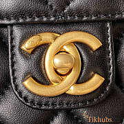 Chanel Mini Flap Bag Black 19x14.5x6.5cm - 2