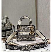 Dior Mini Lady D-lite Bag White and Black 17×7.5×14cm - 1