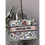 Dior Medium Book Tote White Multicolor Petites 36x18x28cm - 1