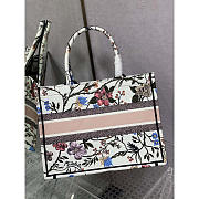 Dior Medium Book Tote White Multicolor Petites 36x18x28cm - 3