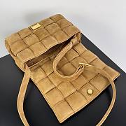 Bottega Veneta Cassette Padded Pillowy Woven Brown 26x18x8cm - 5