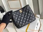 Chanel 22S Pearl Hobo Bag Lambskin Black 19x17x8.5cm - 6