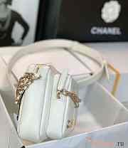 Chanel Camera Case Bag White 20.5x14.5x9cm - 5