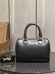 Celine Small Boston Cuir Triomphe Smooth Calfskin Black 19.5 x 14 x 11 cm - 5