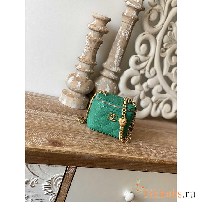 Chanel Vanity Leather Mini Bag Green 10.5x8.5x7cm - 1