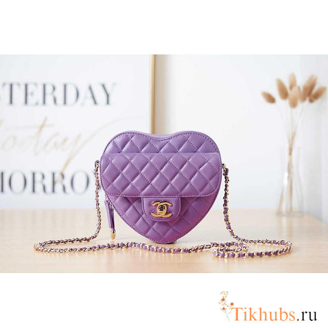 Chanel Lambskin Heart Bag Large Purple 18x16.5x6.5cm - 1