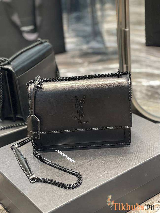 YSL Sunset Chain Bag in Smooth Leather Medium Black 22x16x8cm - 1