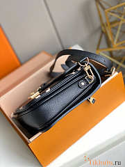 LV Pochette Metis Black and Beige 25x19x7cm - 5