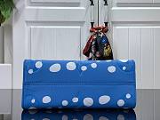 Louis Vuitton OnTheGo PM LV x YK Blue 25 x 19 x 11.5 cm - 2