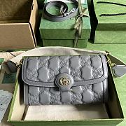 Gucci GG Matelassé Small Bag Light Gray 25.5x16x8.5cm - 1