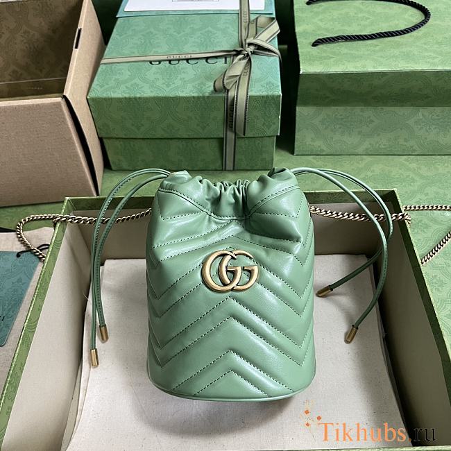 Gucci GG Marmont Matelassé Mini Bucket Bag Green 19x17x10cm - 1