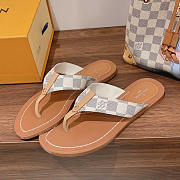 Louis Vuitton LV Sunny Flat Thong Slides - 2