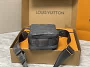 Louis Vuitton LV Cruiser Messenger Gray 16.5 x 24 x 10 cm - 3