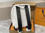 Louis Vuitton LV Backpack Discovery Taigarama White 30 x 40 x 20 cm - 4