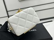 Chanel Mini Bucket Bag White 15x19x11cm - 4