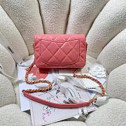 Chanel 23S Small Flap Bag Lambskin Plexi Pink 21x14x7cm - 3