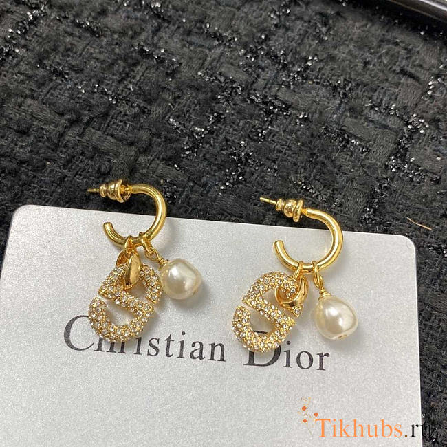 Dior Pearl CD Earings In Gold - 1