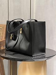 Celine Cabas 16 Smooth Calfskin Black 37cm - 4