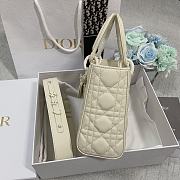 Dior Small Lady Ultramatte Cannage Calfskin White 20cm - 4