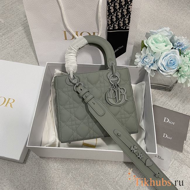 Dior Small Lady Ultramatte Cannage Calfskin Gray 20cm - 1