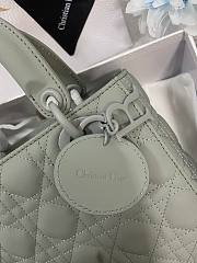 Dior Small Lady Ultramatte Cannage Calfskin Gray 20cm - 4