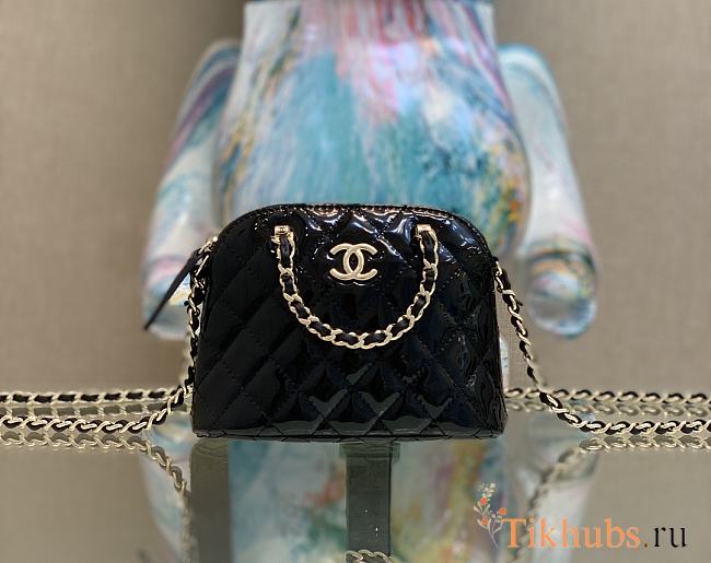 Chanel Clutch With Chain Patent Gold 16x11x5.5cm - 1