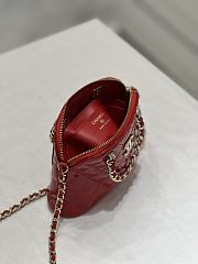 Chanel Clutch With Chain Patent Gold Red 16x11x5.5cm - 3