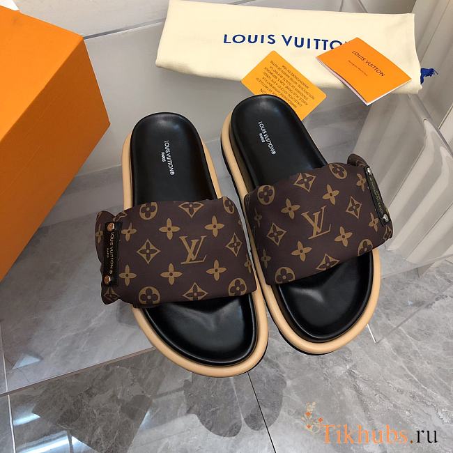 Louis Vuitton LV Pool Pillow Flat Comfort Mule - 1