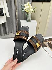 Louis Vuitton LV Lock It Flat Mule Black - 2