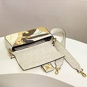 Fendi Baguette FF White Glazed Fabric Bag 27x15x6cm - 5