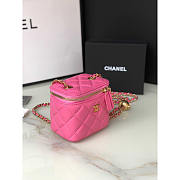 Chanel Lambskin Quilted Pearl Crush Mini Vanity Case Pink 8.5x11x7cm - 6