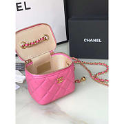 Chanel Lambskin Quilted Pearl Crush Mini Vanity Case Pink 8.5x11x7cm - 4