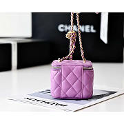 Chanel Lambskin Quilted Pearl Crush Mini Vanity Case Purple 8.5x11x7cm - 2